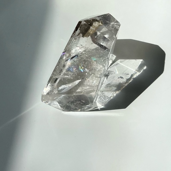 Clear Quartz Freeform With Rainbows - Picture 12 of 13